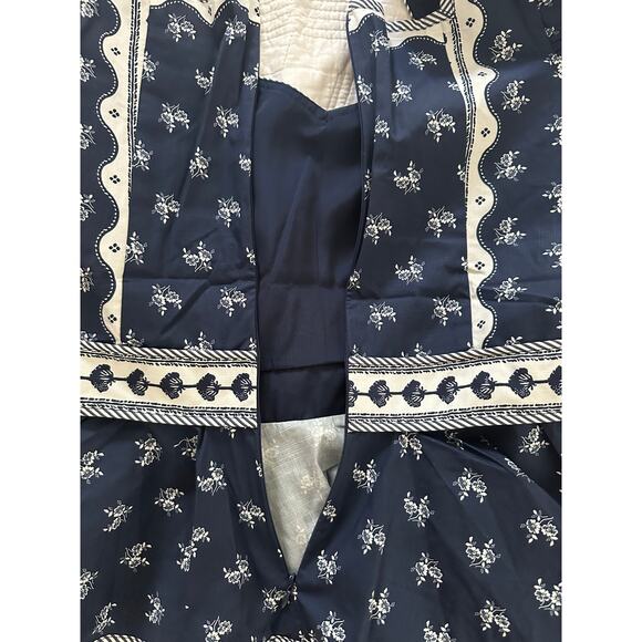 Hunter Bell Blayne Top- Blue Ditsy Floral US 8 - Picture 8 of 8